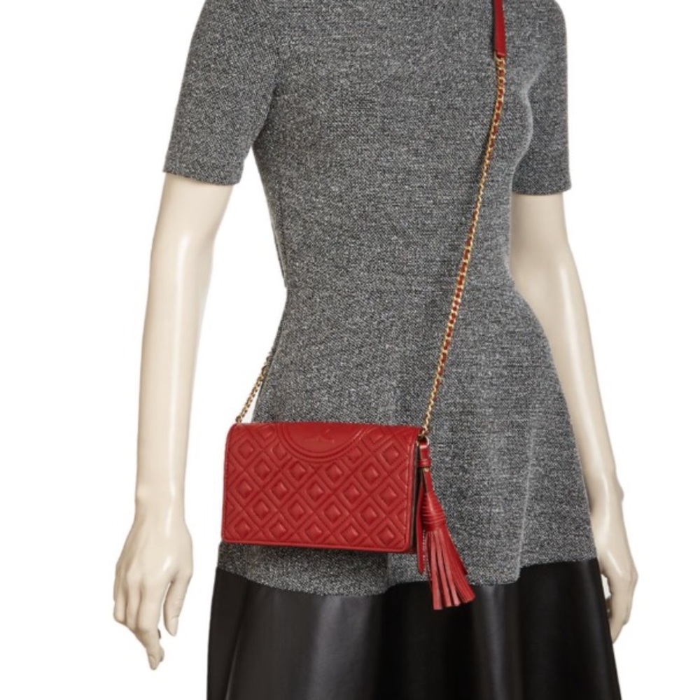 🌟PRICE DROP🌟Tory✨Burch ✨quilted✨bag/ gold chain - Picture 7 of 8